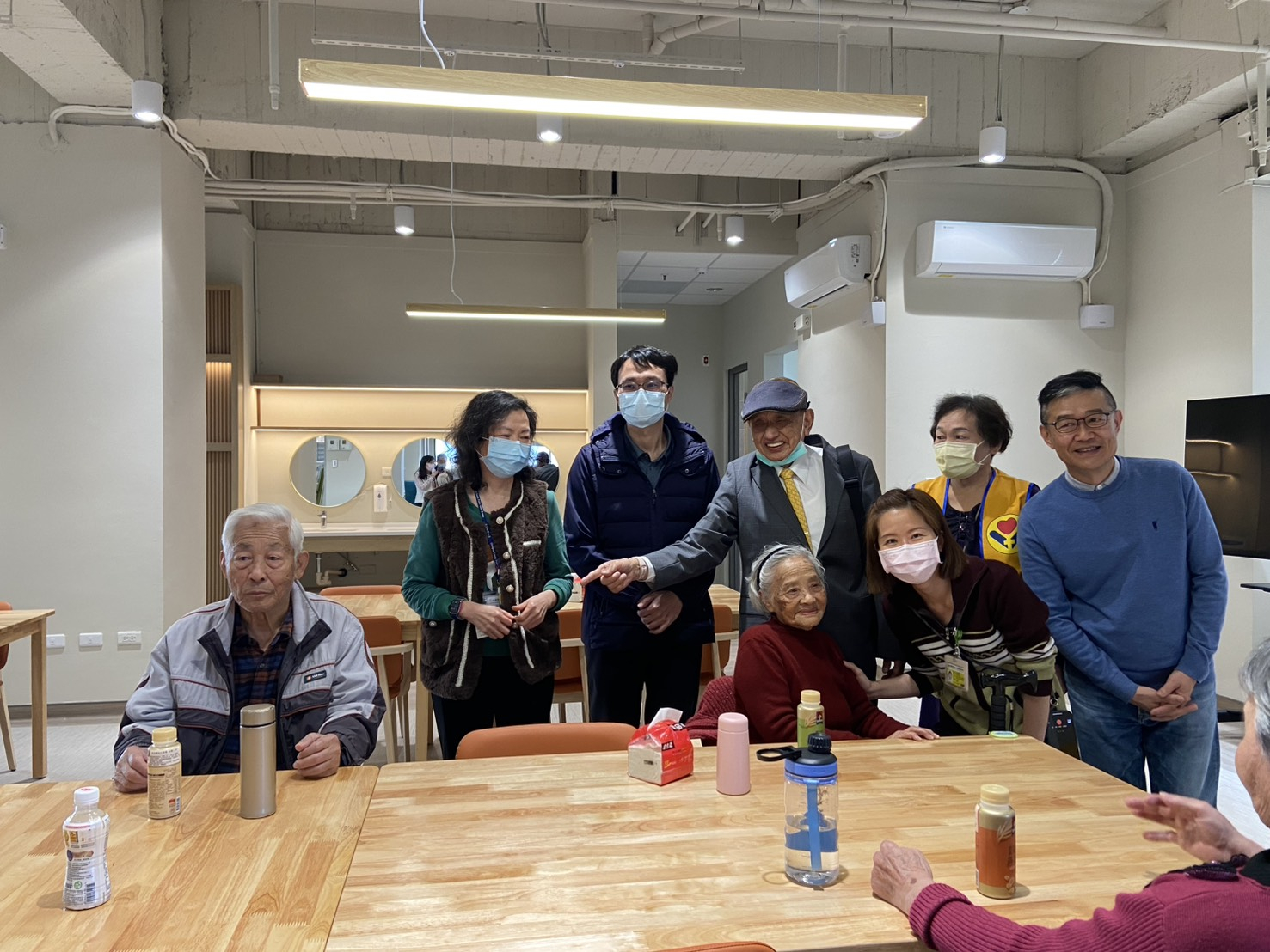 1140401彰濱秀傳總裁參觀長照衛福大樓照片1
