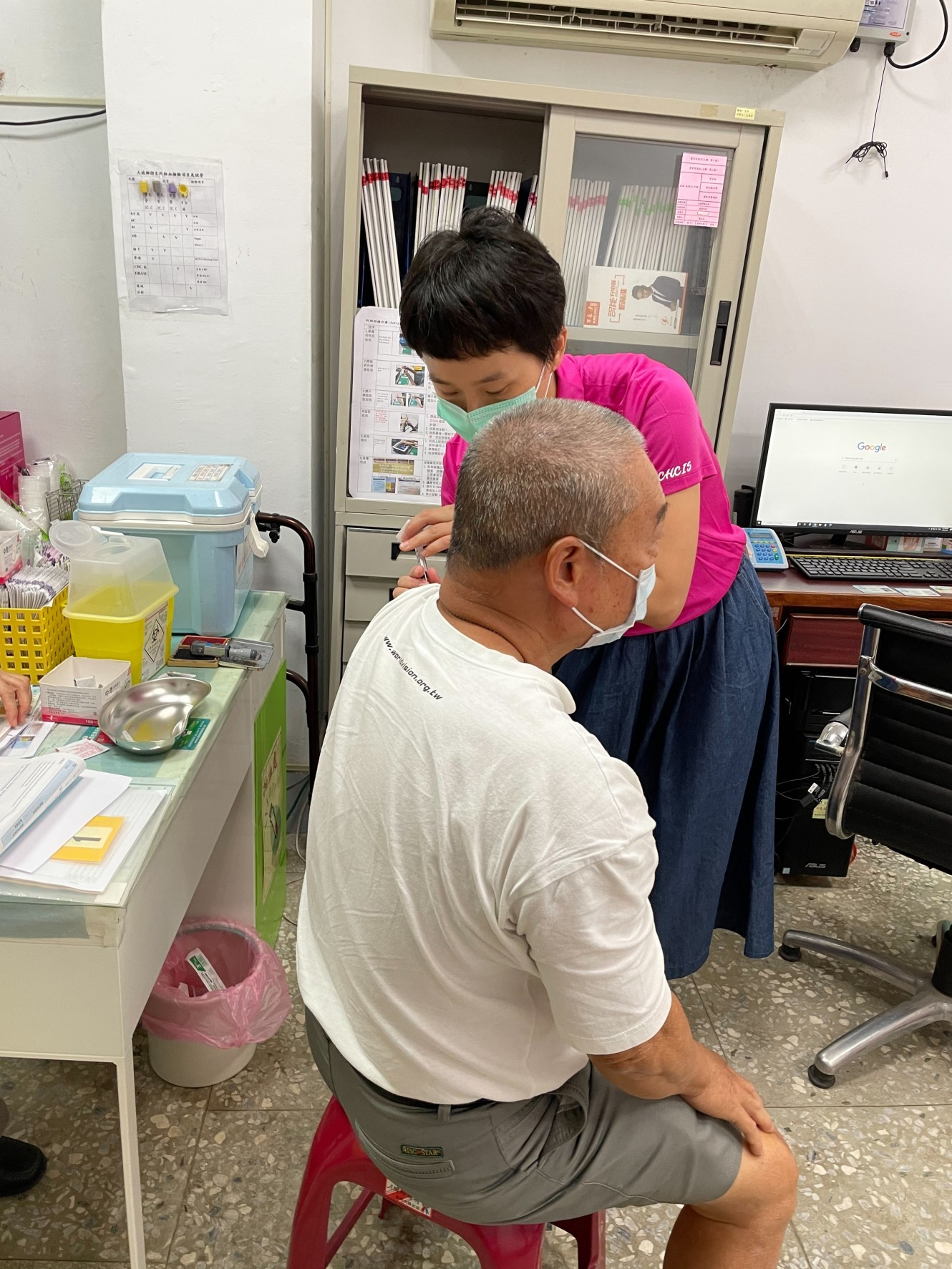 1100504衛生所COVID-19疫苗開打照片1